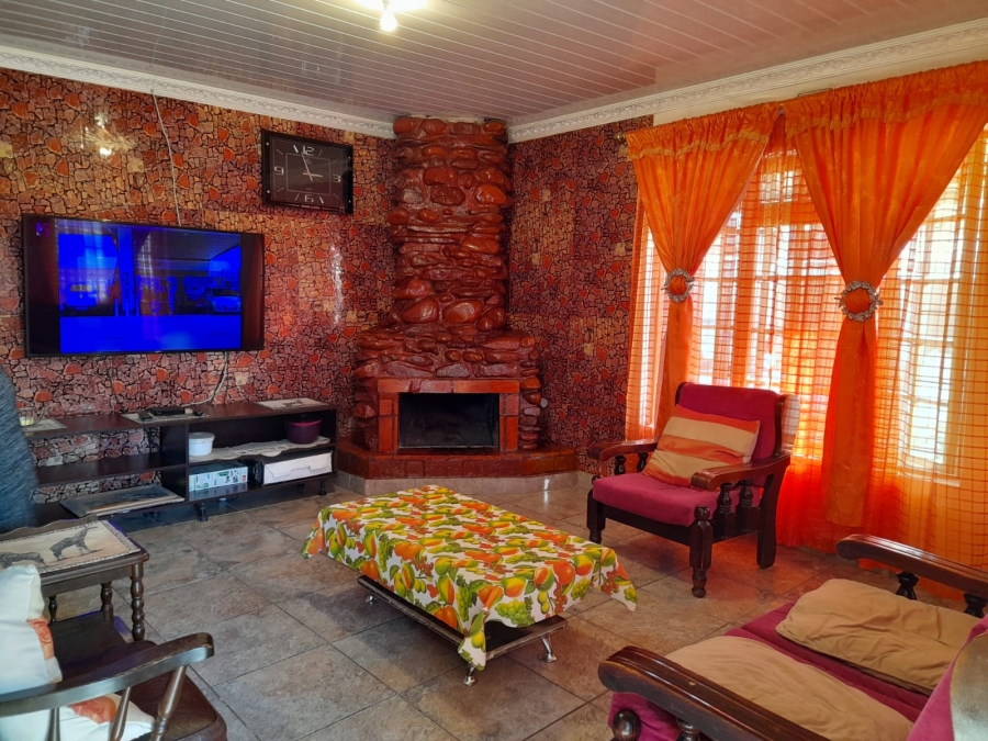 3 Bedroom Property for Sale in Kleinvlei Western Cape